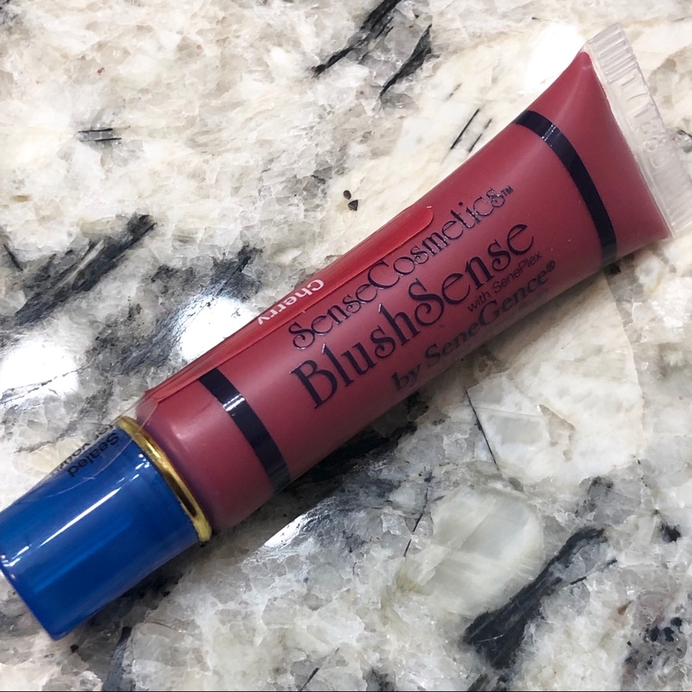 BlushSense (Cherry) Brand New!!